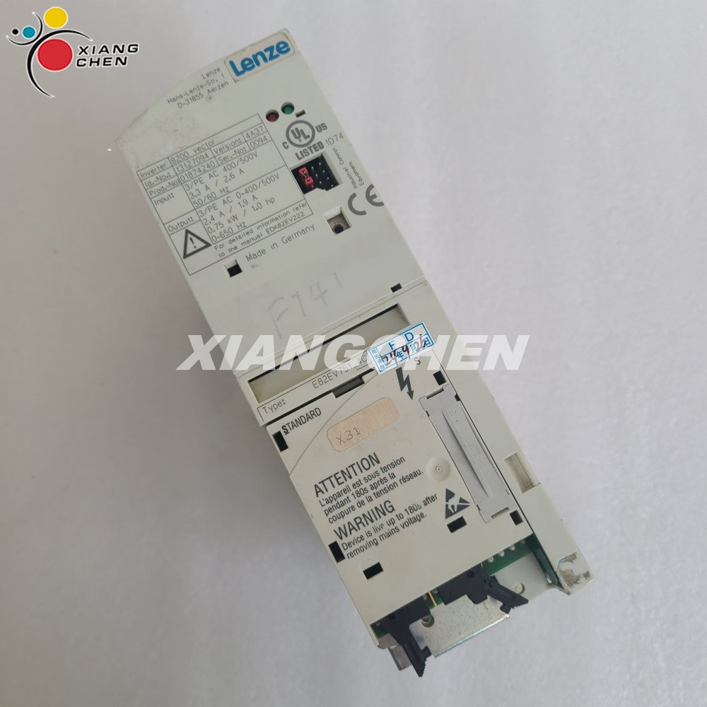 Lenze 8200 E82EV751-4c E82EV751K4c Servo Motor Drive Frequency Inverters Converters